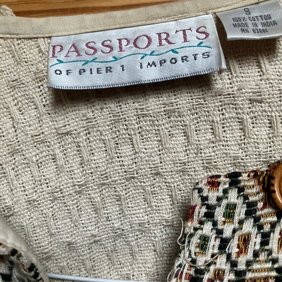 PASSPORT OF PIER ONE EMBROIDERED CROP JCKET - WOOD BUTTONS - Picture 7 of 7